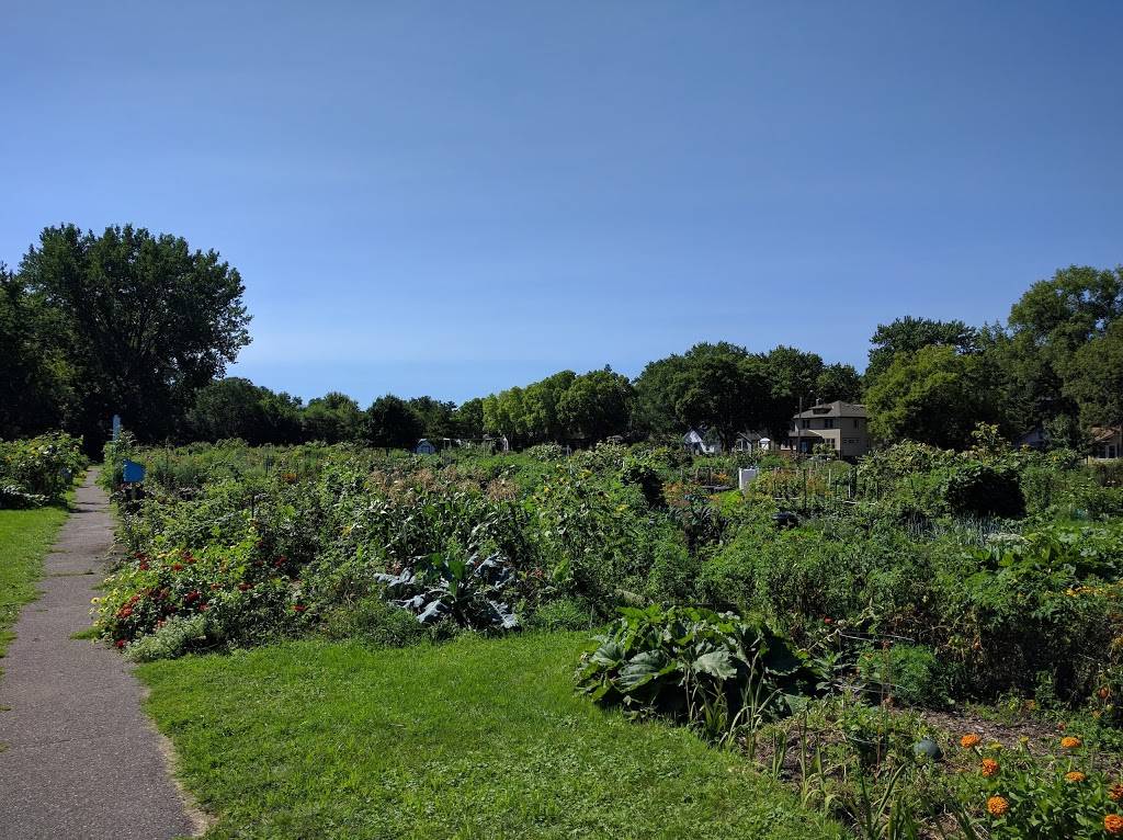 Dowling Community Garden | E 39th St, Minneapolis, MN 55406, USA | Phone: (612) 467-9545