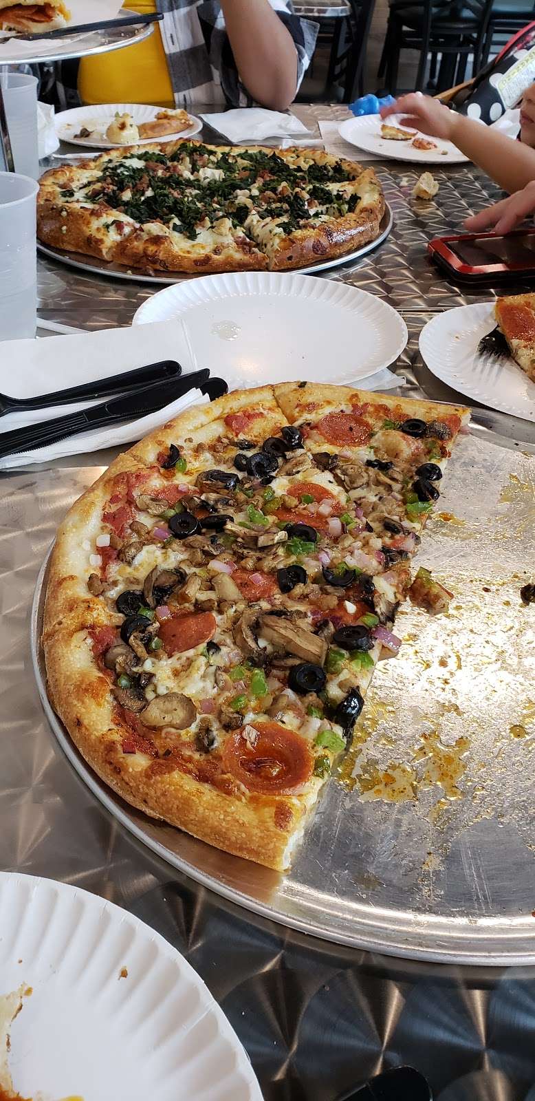 Saruzzos New York Pizzeria | 8620 Grand Mission Blvd Ste. G, Richmond, TX 77407, USA | Phone: (346) 239-2555