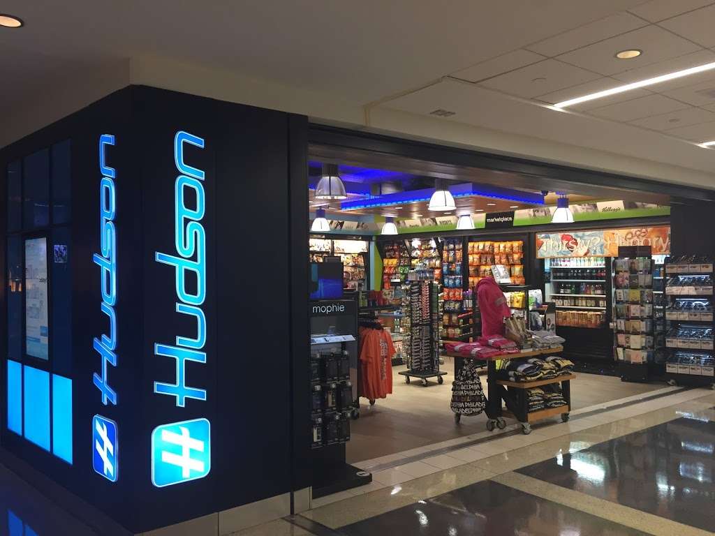 Hudson News | Terminal F, Gate F11, Philadelphia, PA 19153, USA