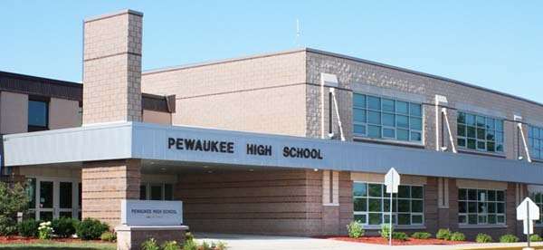 Pewaukee High School | 510 Lake St, Pewaukee, WI 53072, USA | Phone: (262) 695-5017