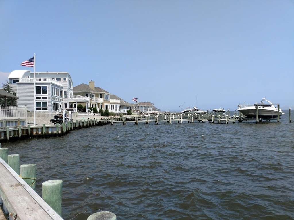 Sunrise Beach Pavilion, 1103 Capstan Dr, Forked River, NJ 08731, USA