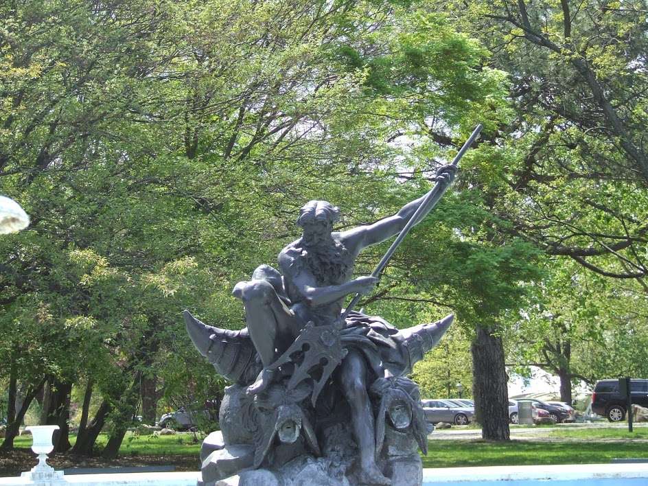Neptune Fountain | Staten Island, NY 10301, USA