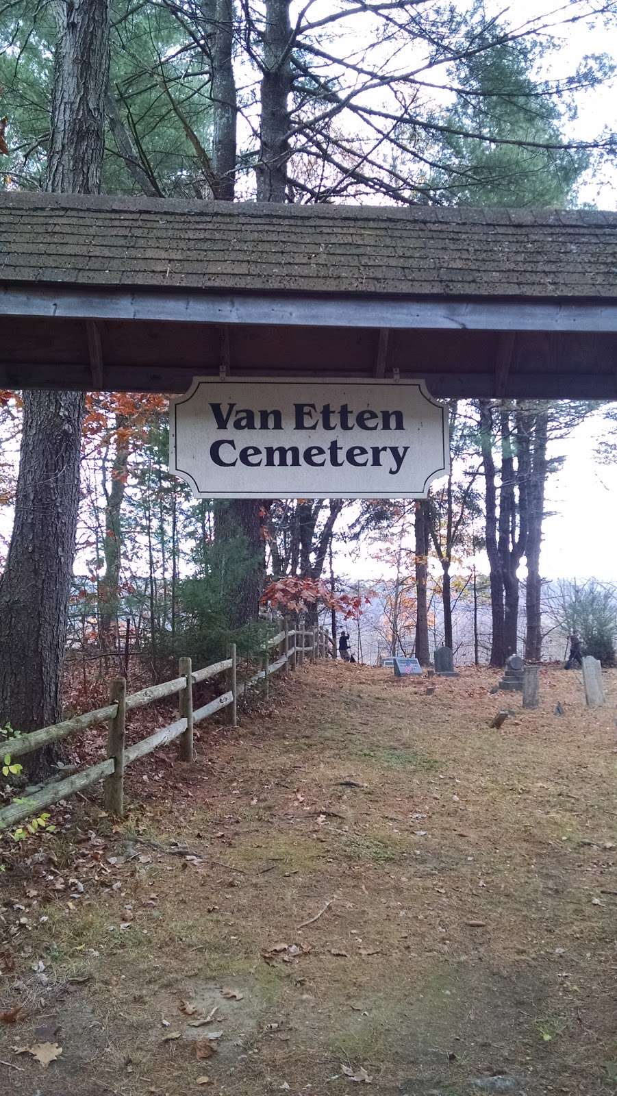 VanEtten Cemetary | 4 Huguenot Rd, Huguenot, NY 12746, USA