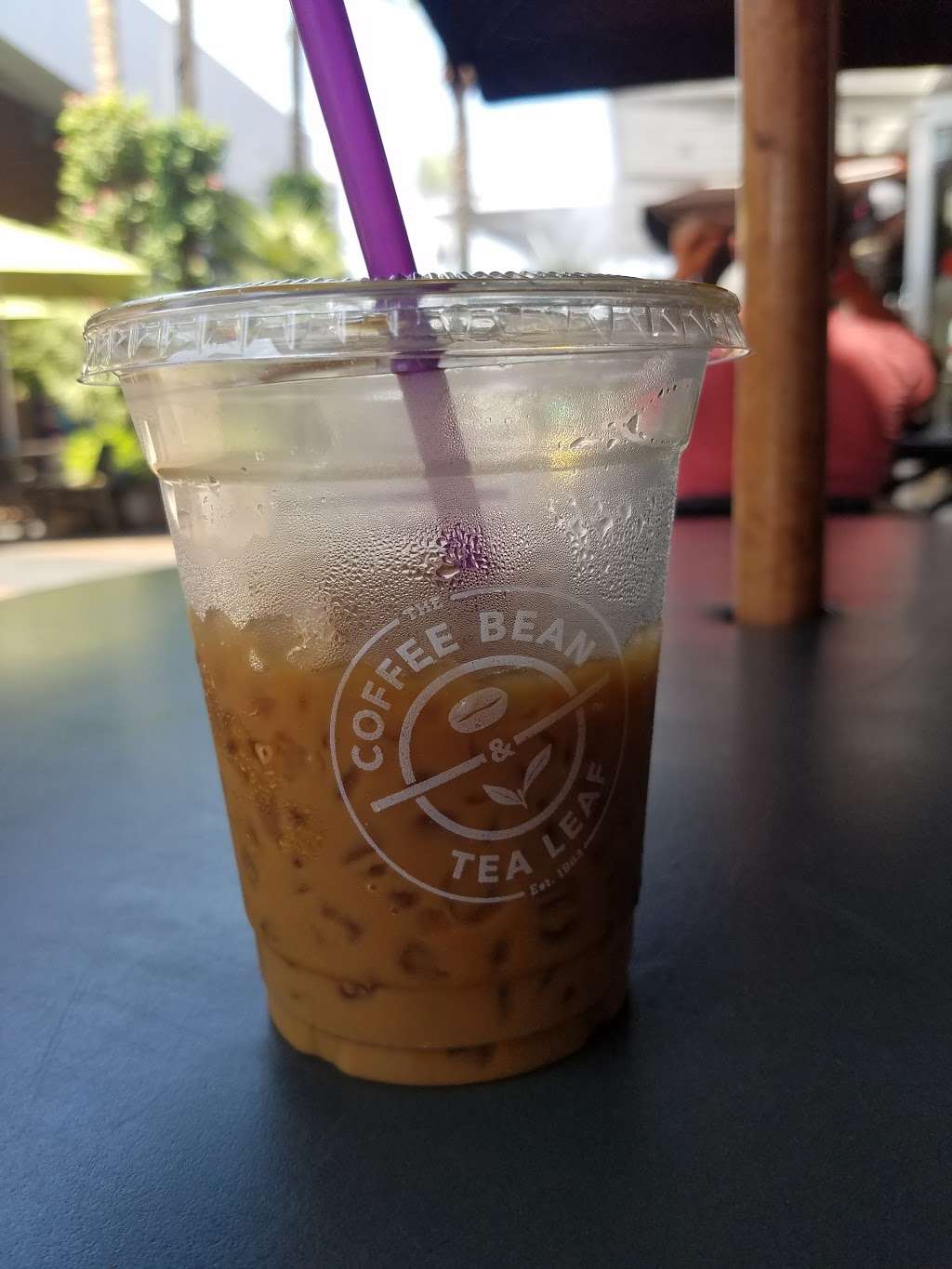 The Coffee Bean & Tea Leaf | 2000 E Rio Salado Pkwy #1158, Tempe, AZ 85281, USA | Phone: (480) 966-0252