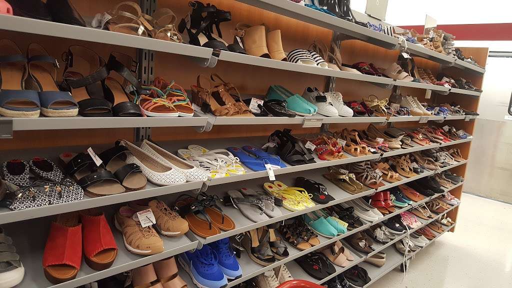 T.J. Maxx | 330 Connecticut Ave, Norwalk, CT 06854 | Phone: (203) 854-9890