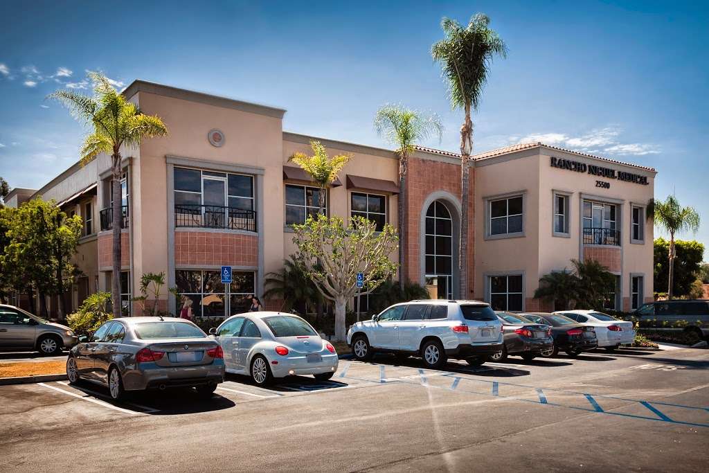 Todd Snyder, DDS | 25500 Rancho Niguel Rd #230, Laguna Niguel, CA 92677 | Phone: (949) 643-6732