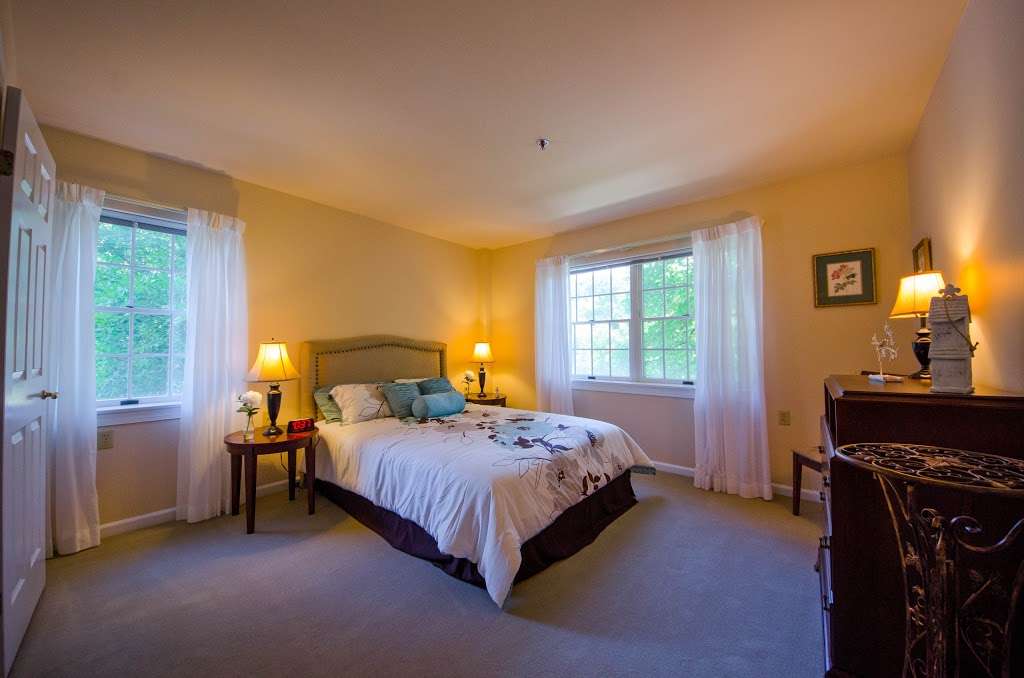 Forwood Manor | 1912 Marsh Rd, Wilmington, DE 19810, USA | Phone: (302) 529-1600