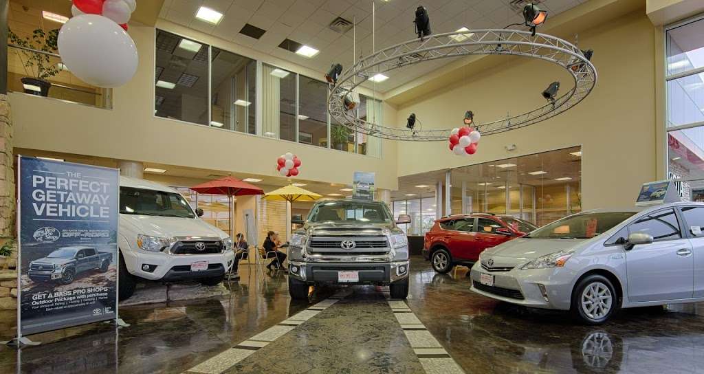 Fred Haas Toyota Country | 22435 TX-249, Houston, TX 77070 | Phone: (281) 357-4000