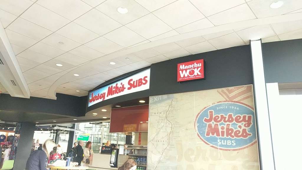 Jersey Mikes | Newark Liberty International Airport, Newark, NJ 07114, USA