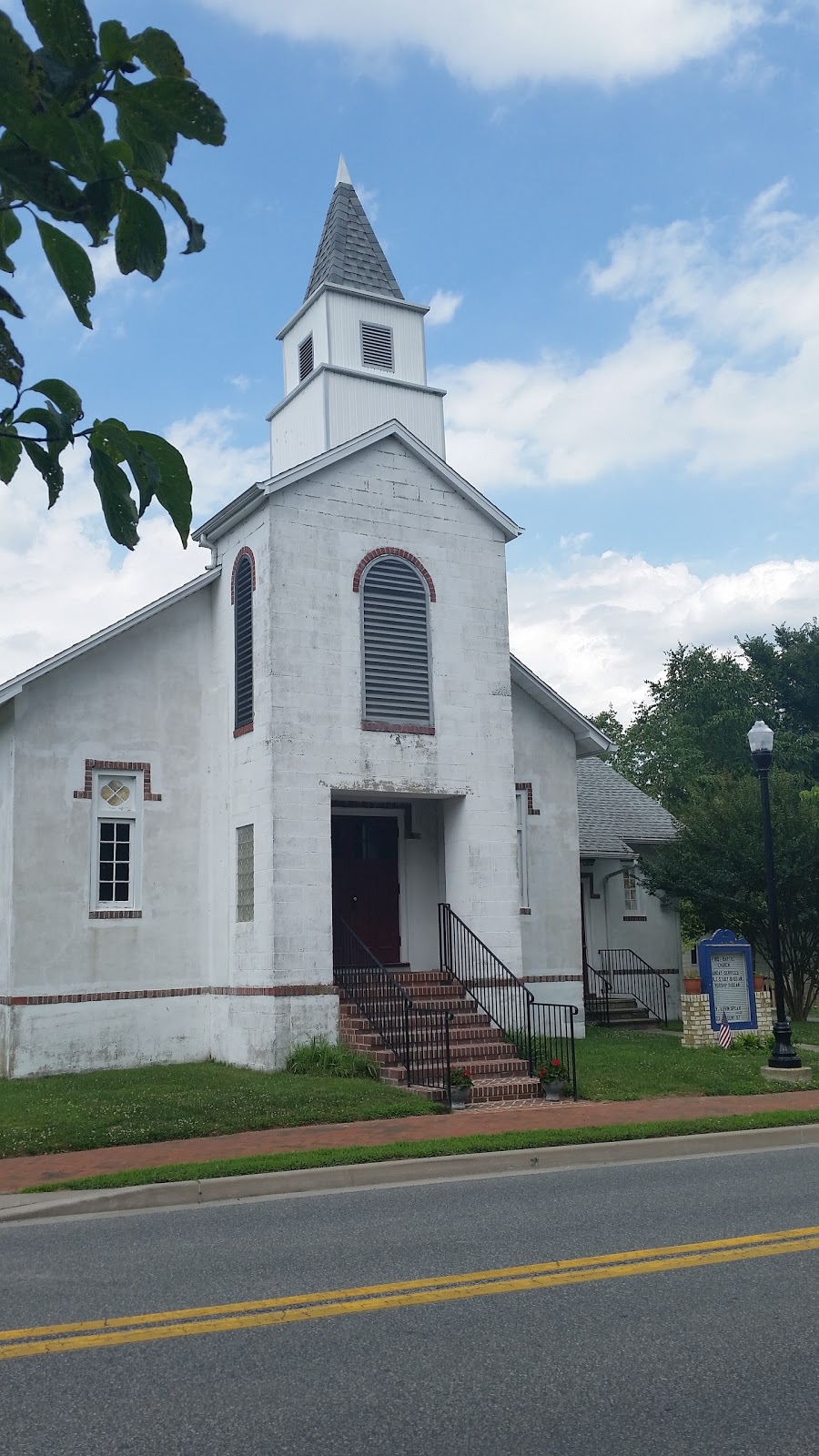 First Baptist Church-E New Market | 23 Academy St, East New Market, MD 21631, USA | Phone: (410) 943-0033
