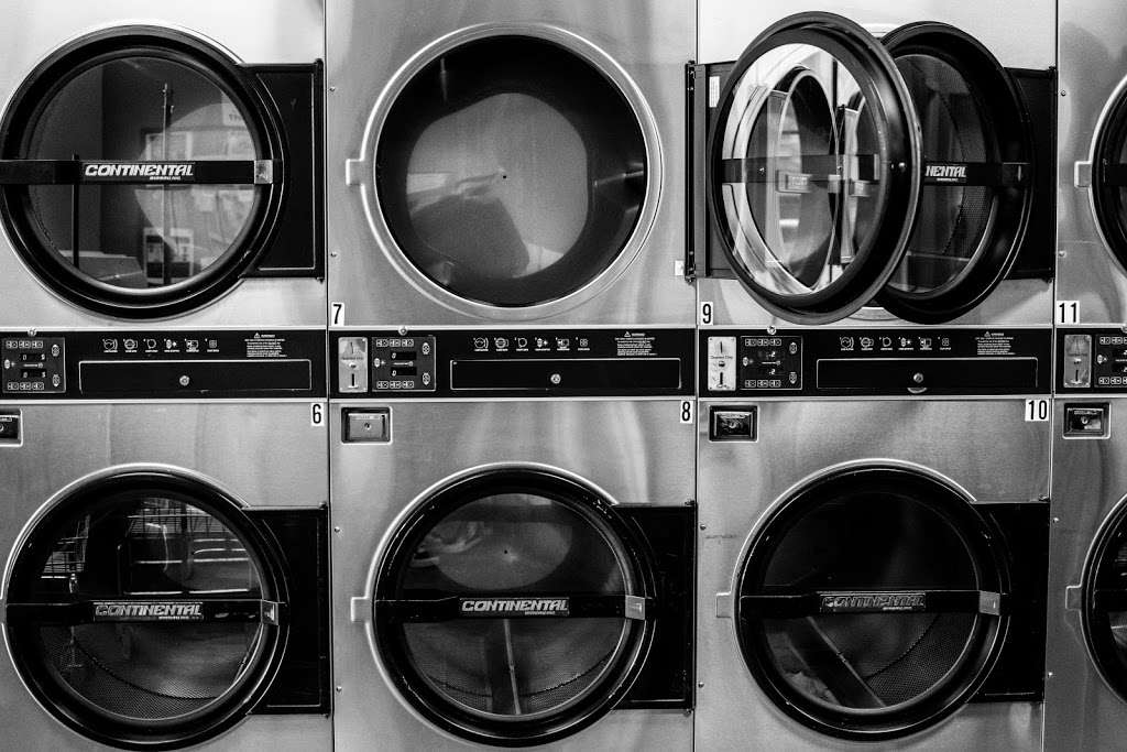 The Laundry Room | 8418 W Morgan Ave, Milwaukee, WI 53228, USA | Phone: (262) 477-9040