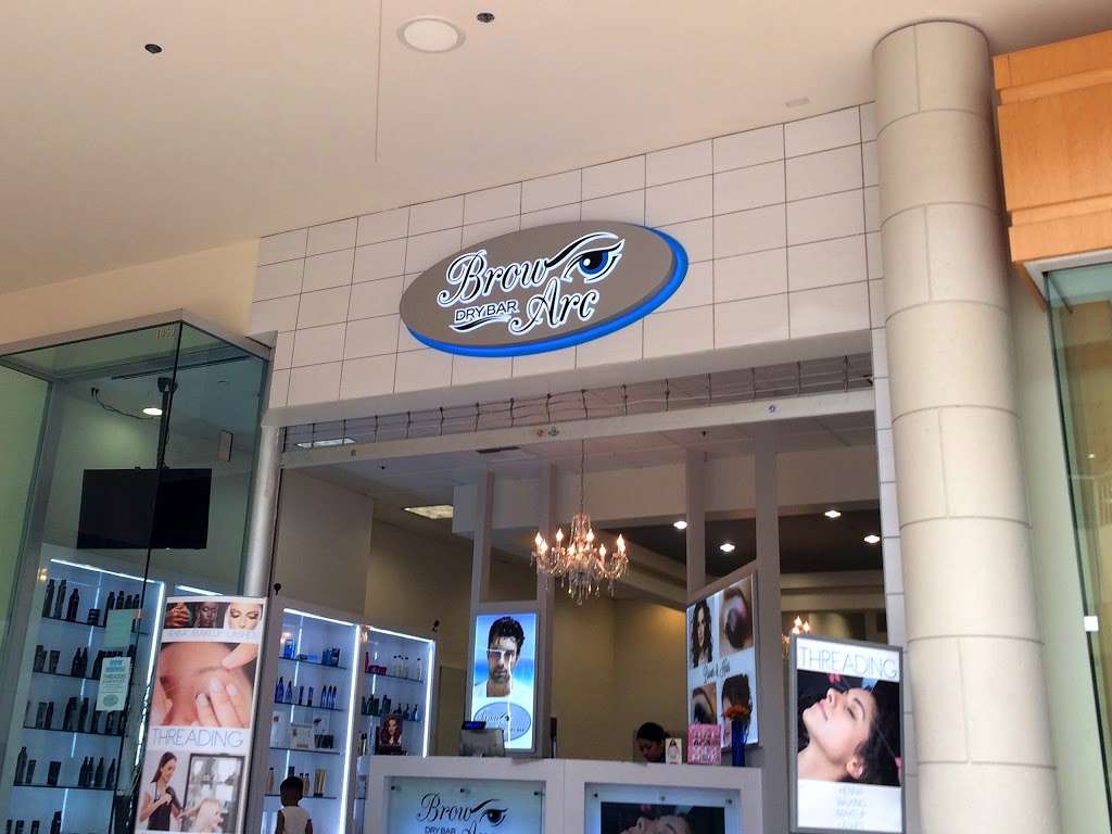 Brow Arc Montebello | 1859 Montebello Town Center, Montebello, CA 90640, USA | Phone: (323) 725-1022