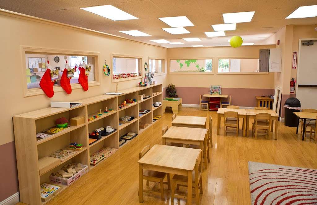 Childrens World Bilingual Montessori School | 820 Kiely Blvd, Santa Clara, CA 95051, USA | Phone: (408) 247-8600