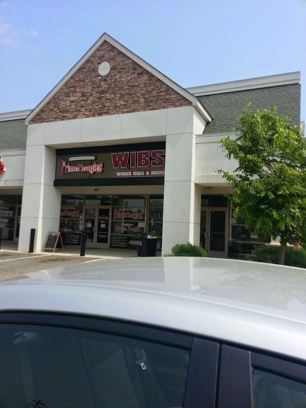Wibs Wings Ribs & More | 1850 S Collegeville Rd, Collegeville, PA 19426, USA | Phone: (610) 489-1350