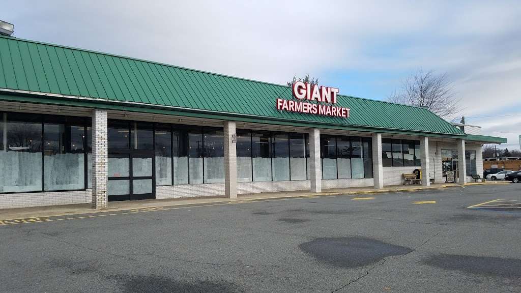 Giant Farmers Market | 19 Wyckoff Ave, Waldwick, NJ 07463 | Phone: (201) 444-9900