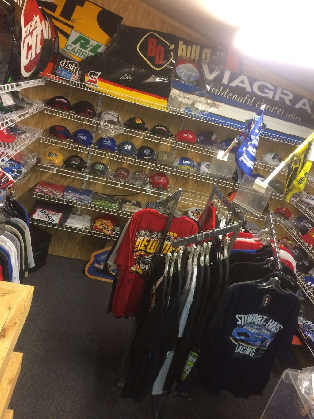 Farners Racing Collectables | 2048 Black Gap Rd, Fayetteville, PA 17222, USA | Phone: (717) 352-2782