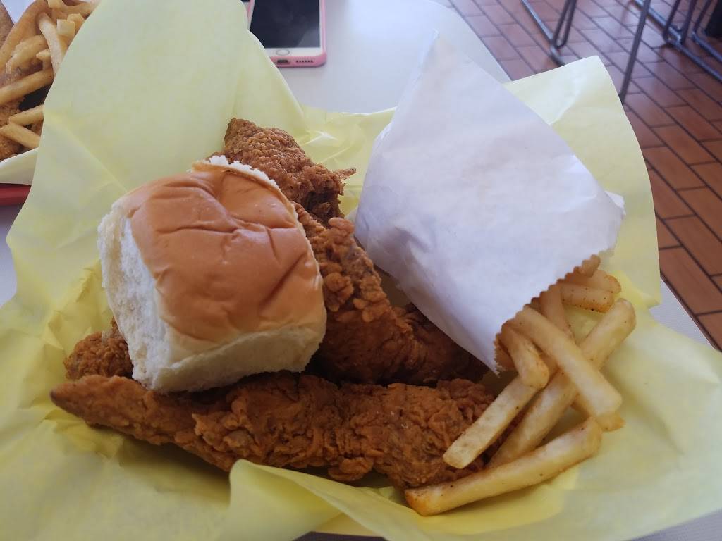 Louisiana Famous Fried Chicken | 6150 Ramey Ave, Fort Worth, TX 76112, USA | Phone: (817) 395-1037