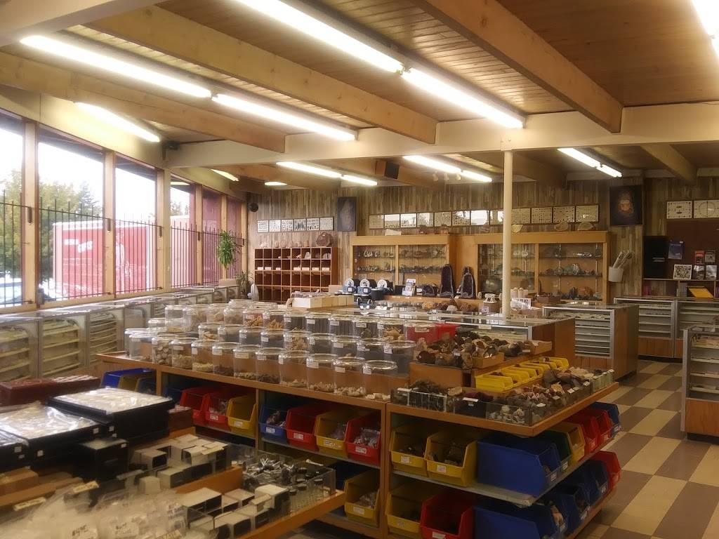 Ed's House of Gems 8573311, District of Freedom, 7712 NE Sandy Blvd