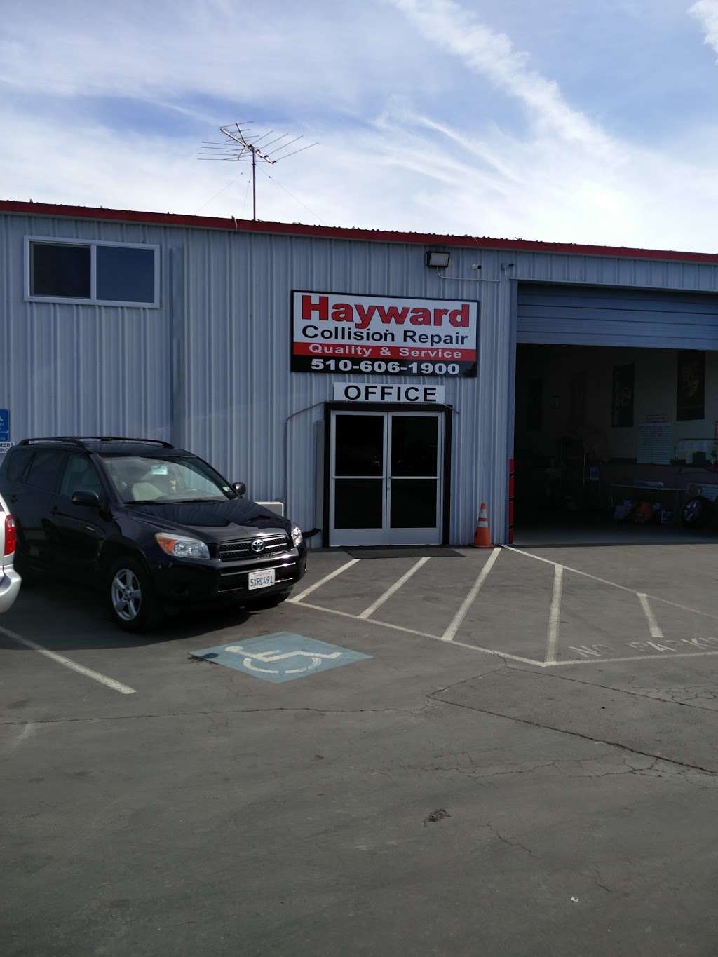 Hayward Collison Repair | 1571 Industrial Pkwy W, Hayward, CA 94544, USA | Phone: (510) 606-1900