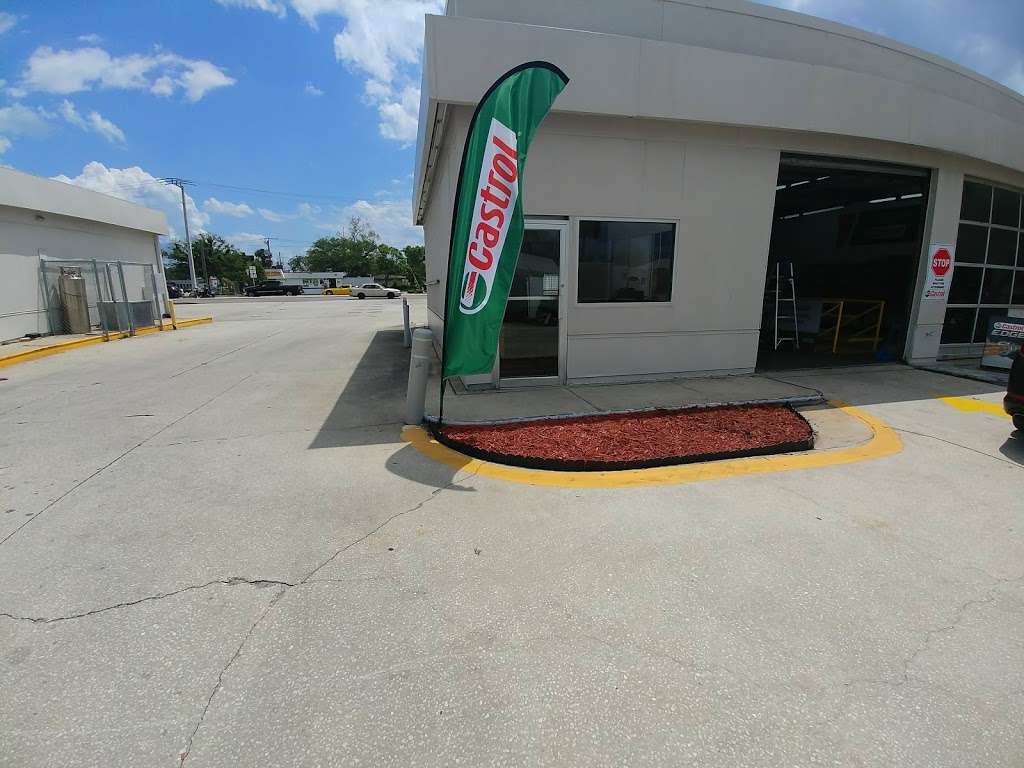 Holly Hill Quick Lube | 102 Ridgewood Ave #5028, Holly Hill, FL 32117 | Phone: (386) 281-3131