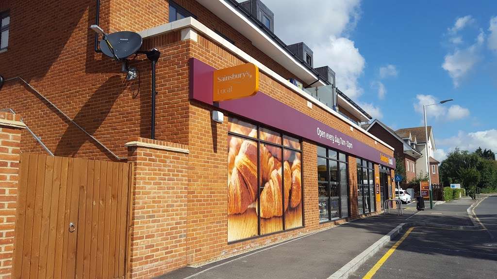 Sainsburys Local | 2 Suttons Ln, Hornchurch RM12 6RJ, UK | Phone: 01708 475341