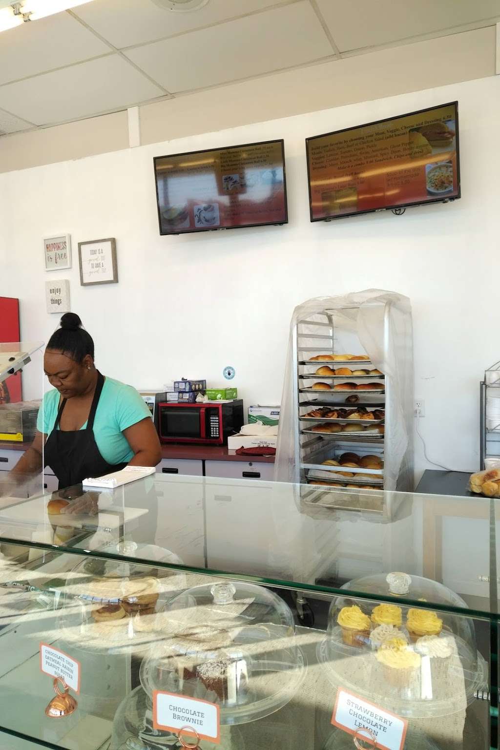 Big Mommas Bakery-Cafe | 4707 Bannister Rd Ste B, Kansas City, MO 64137 | Phone: (816) 765-0800