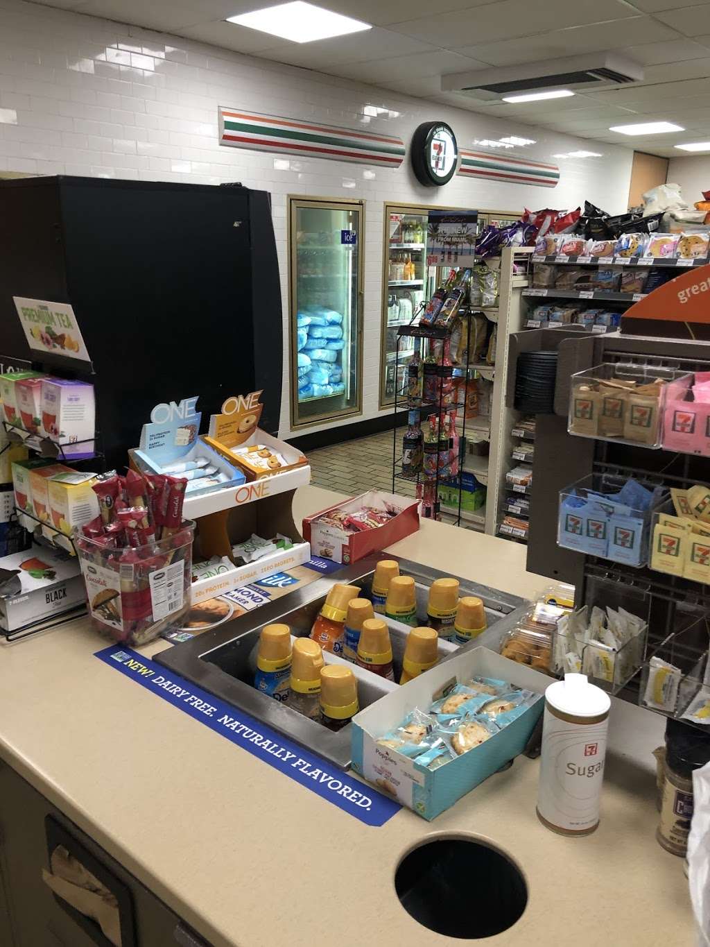 7-Eleven | 190 N Central Ave, Valley Stream, NY 11580, USA | Phone: (516) 825-0471