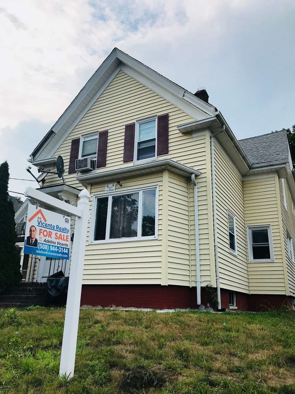 Vicente Realty, LLC | 101 Torrey St, Brockton, MA 02301, USA | Phone: (508) 944-3144