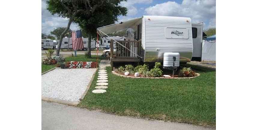 Cypress Campground & RV Park | 7400 Cypress Gardens Blvd, Winter Haven, FL 33884, USA | Phone: (863) 324-7400