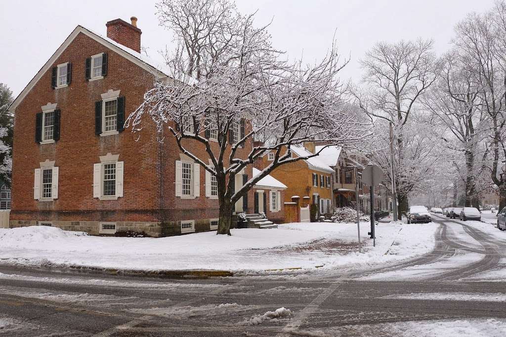 Terry House Bed & Breakfast | 130 Delaware St, New Castle, DE 19720, USA | Phone: (302) 690-2275