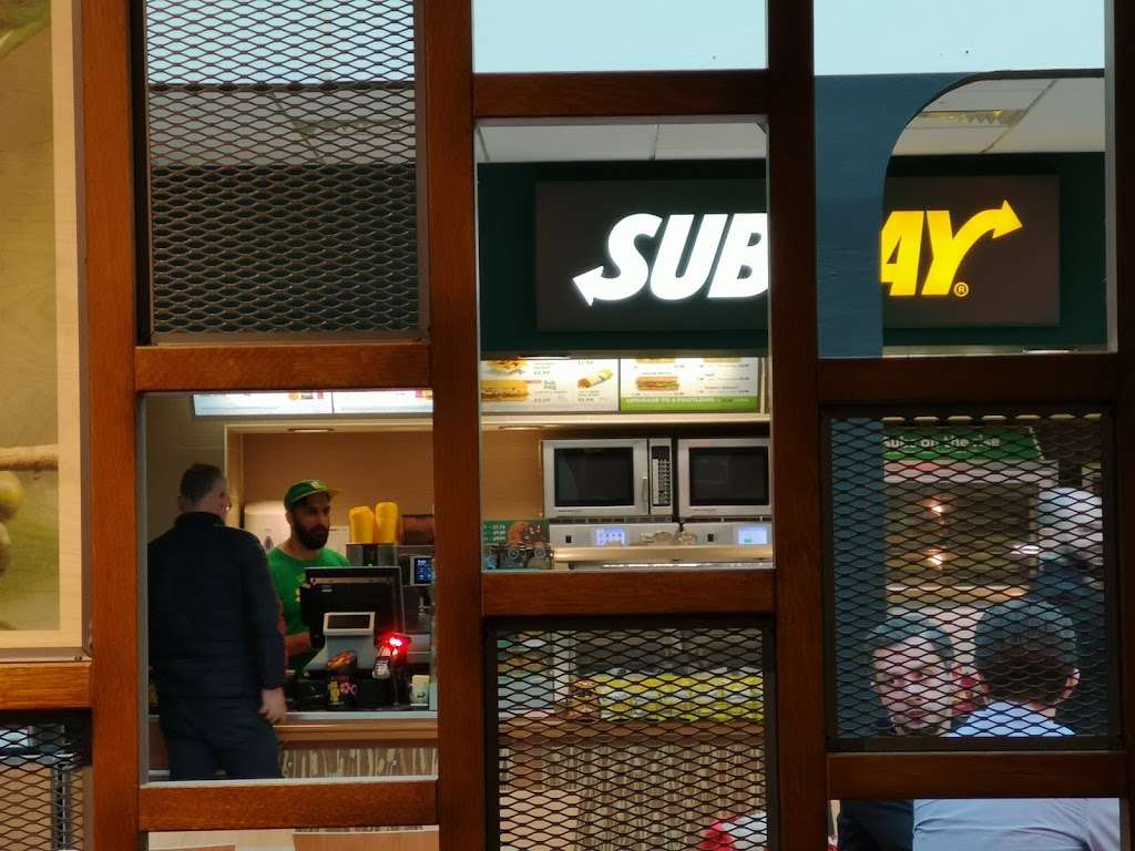 subway | M1, London NW7, UK, UK