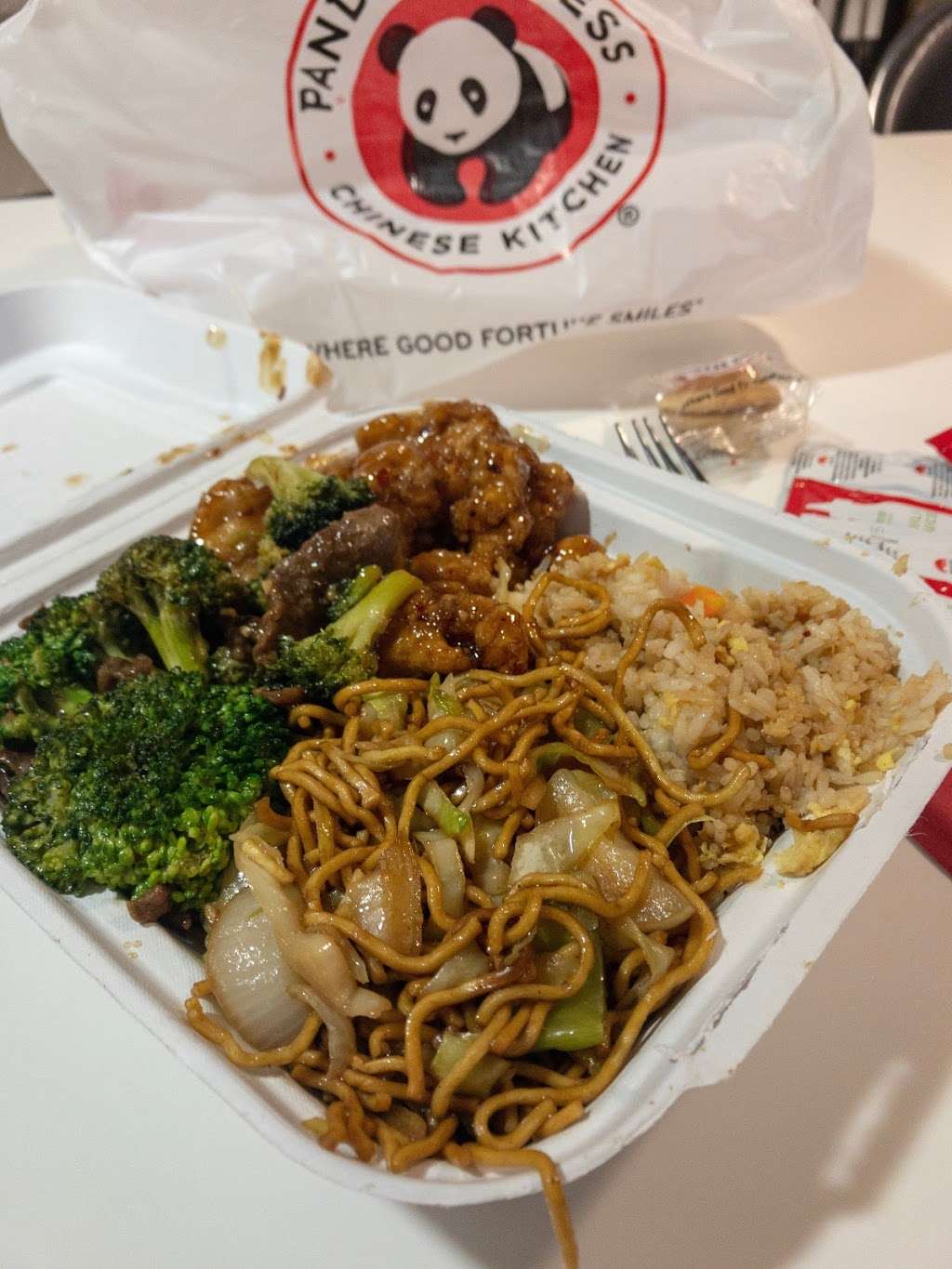 Panda Express | 3225 N Harbor Dr, San Diego, CA 92101, USA