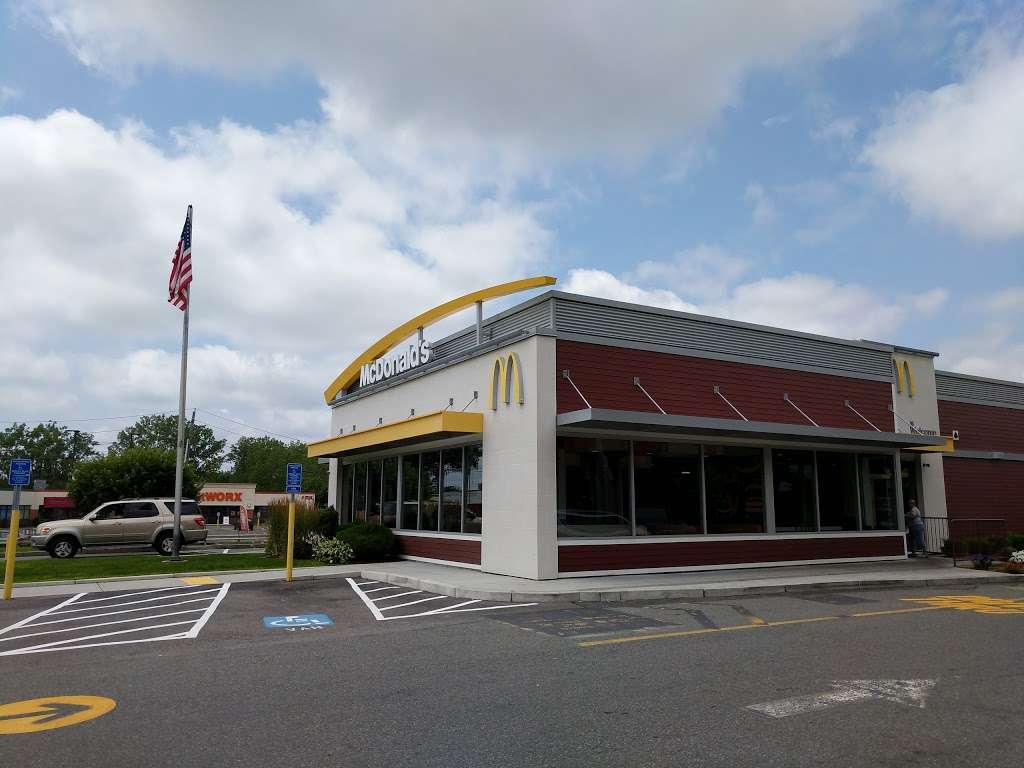 McDonalds | 1650 VFW Pkwy, West Roxbury, MA 02132 | Phone: (617) 325-2709