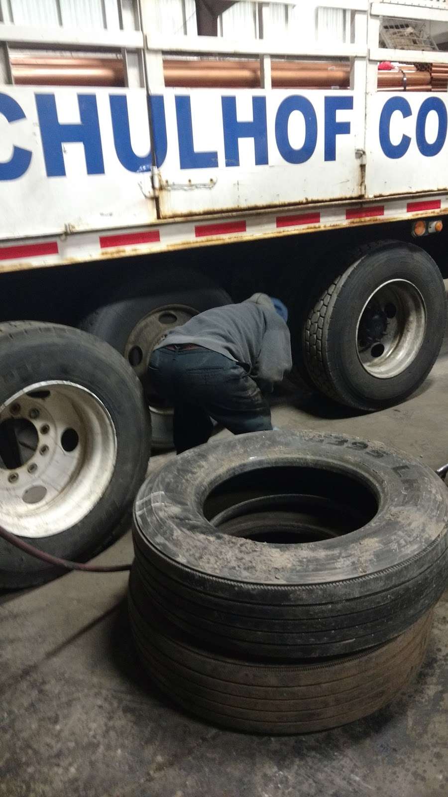 Tire Management Inc | 481 NE Industrial Dr, Aurora, IL 60505 | Phone: (630) 844-1676