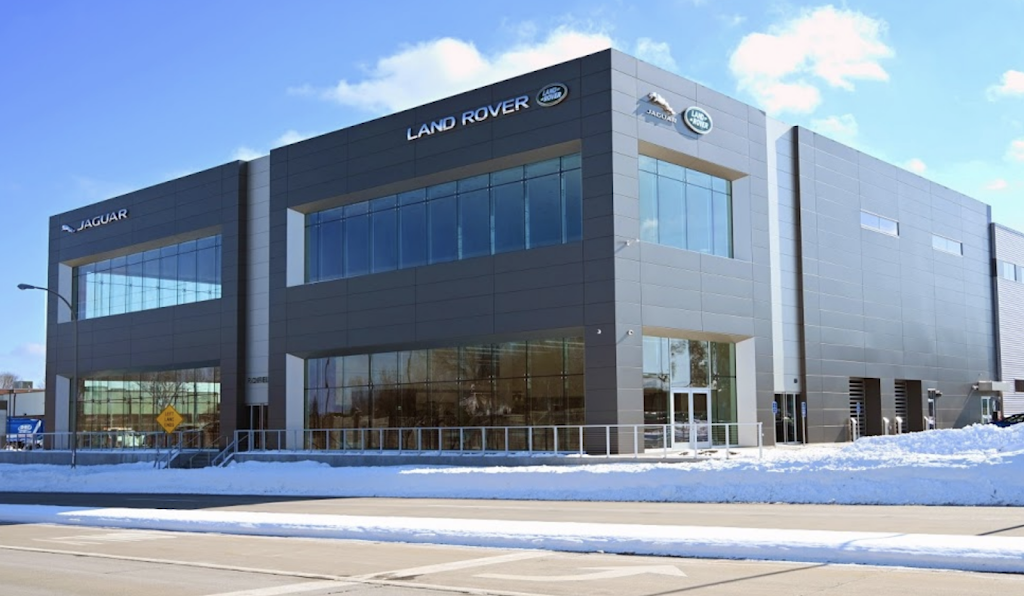 Land Rover Service Center | 1525 E 77th St, Richfield, MN 55423, USA | Phone: (612) 442-1369