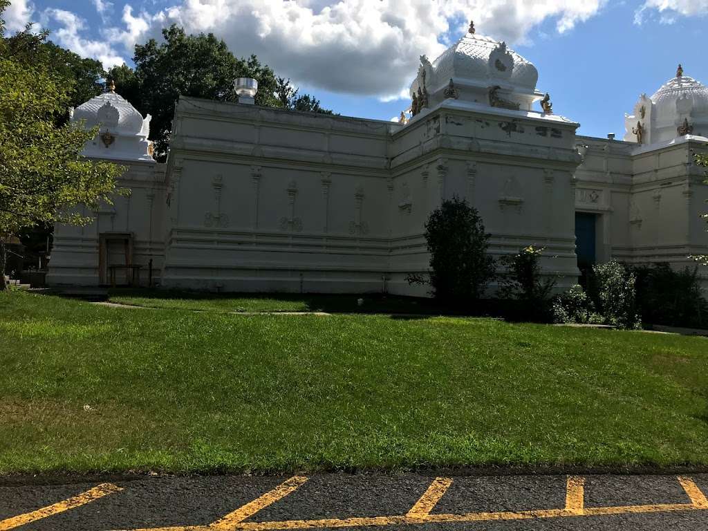 Sri Ranganatha Temple | 8 Ladentown Rd, Pomona, NY 10970, USA | Phone: (845) 364-9790