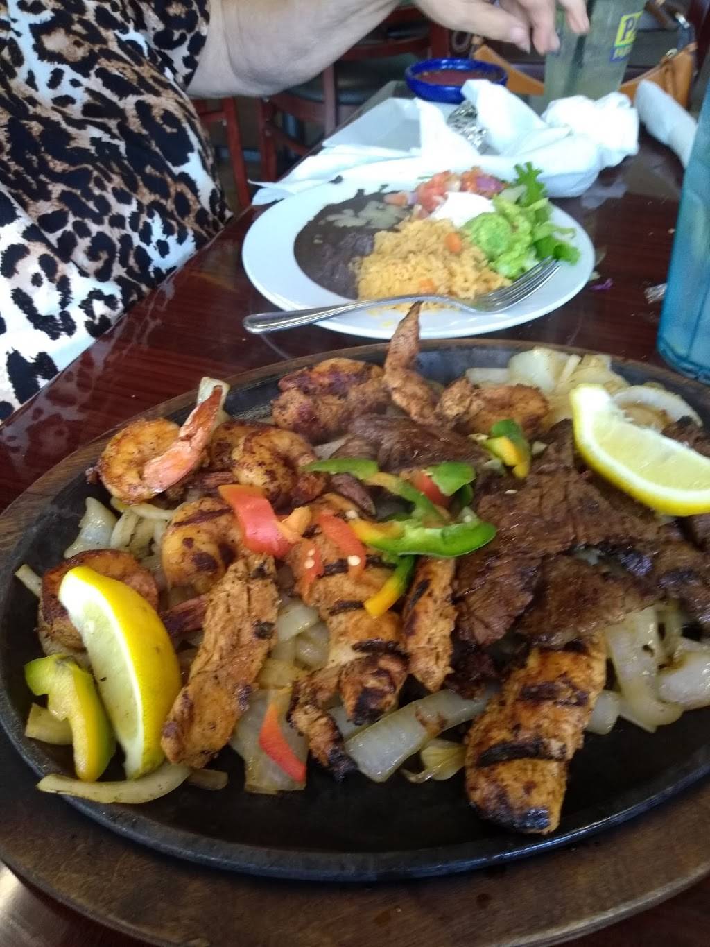 Papis Fajitas | N Main St, Zachary, LA 70791, USA | Phone: (225) 570-2299