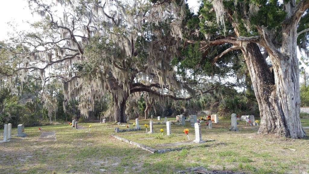 Oak Hill Cemetery | 200-234 N Brooks Cir, Oak Hill, FL 32759, USA