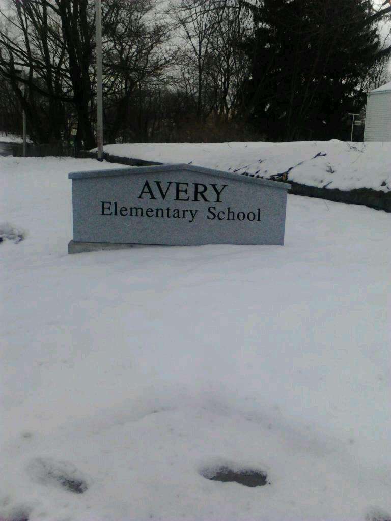 Avery Elementary School | 336 High St, Dedham, MA 02026, USA | Phone: (781) 310-5000