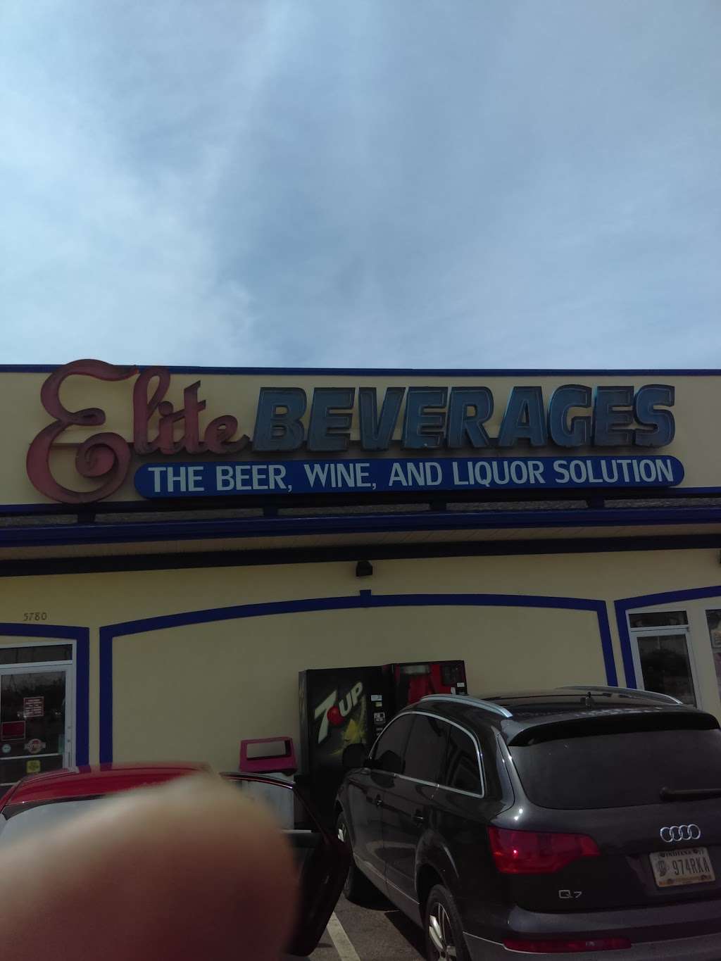 Elite BEVERAGES | 5780 Sunnyside Rd, Indianapolis, IN 46235, USA | Phone: (317) 823-8790