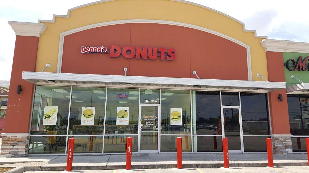 Dennas Donuts | 802 Rankin Rd, Houston, TX 77073 | Phone: (281) 645-4109