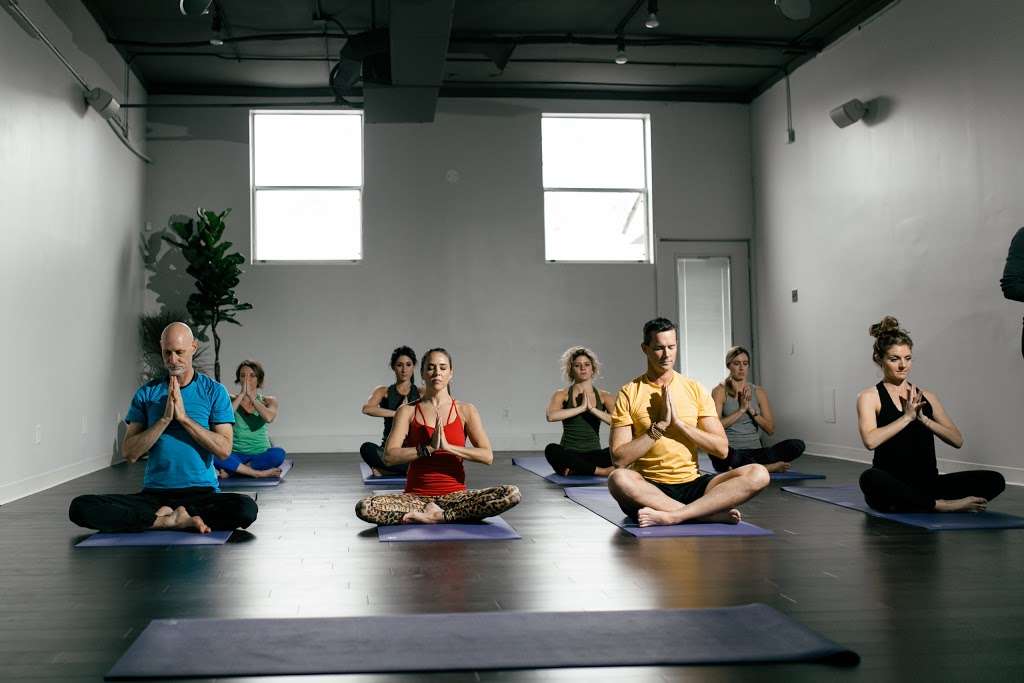 kOMpose Yoga | 6201 Winthrop Ave, Indianapolis, IN 46220 | Phone: (317) 493-1161