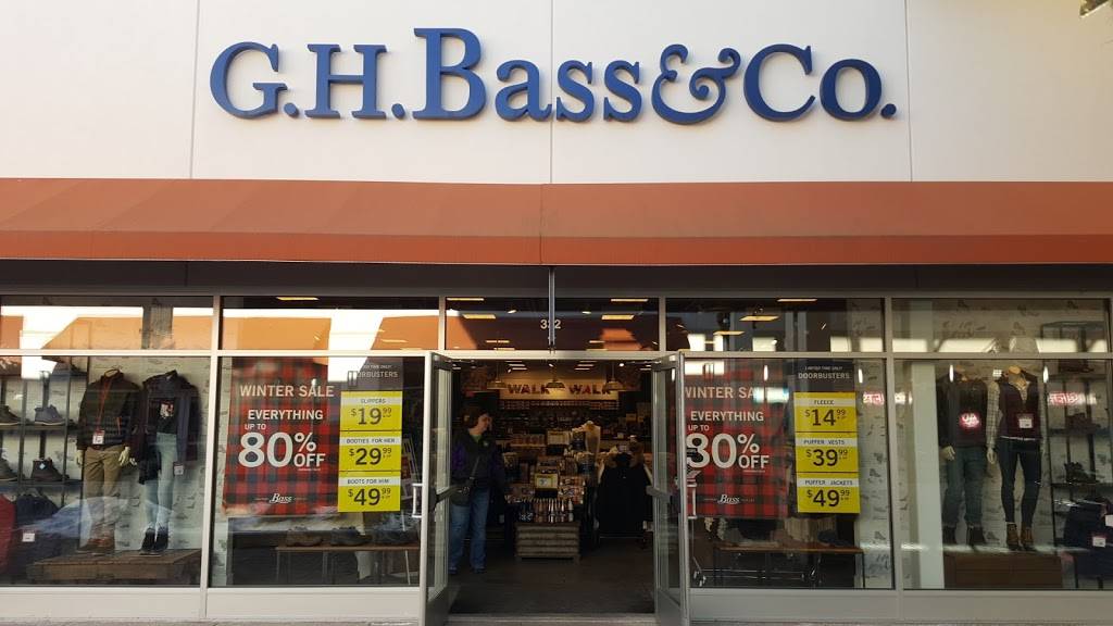 Bass Factory Outlet | 3965 Eagan Outlets Pkwy Ste. 332, Eagan, MN 55122, USA | Phone: (651) 686-0886