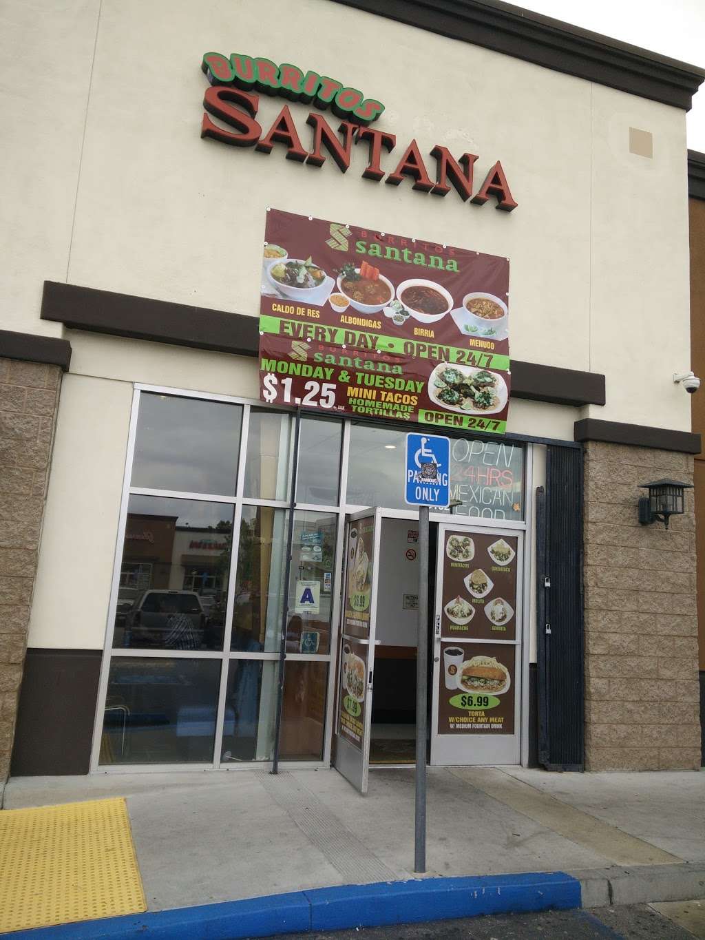 Burritos Santana | 2721 Canyon Springs Pkwy b102, Riverside, CA 92507, USA | Phone: (951) 233-3460