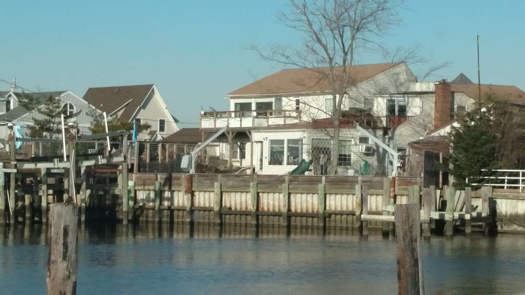 Village of Lindenhurst Charles J. Cowan Marina | 854 S Wellwood Ave, Lindenhurst, NY 11757 | Phone: (631) 957-7500