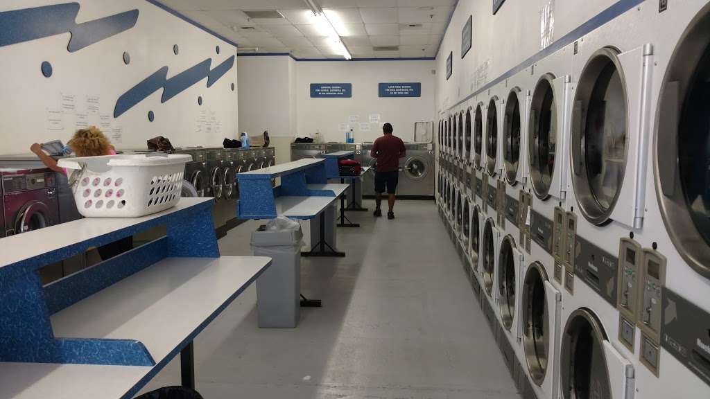Schroeders Coin Laundry | 1150 N 1st St, Dixon, CA 95620, USA | Phone: (707) 693-1430