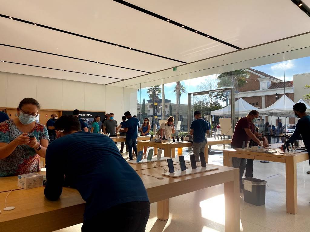 Apple St. Johns Town Center | 4835 River City Dr, Jacksonville, FL 32246, USA | Phone: (904) 380-3080