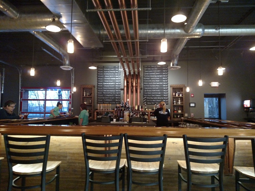 Riverfront Taproom | 530 N Harrison St, Shelbyville, IN 46176 | Phone: (317) 398-3980