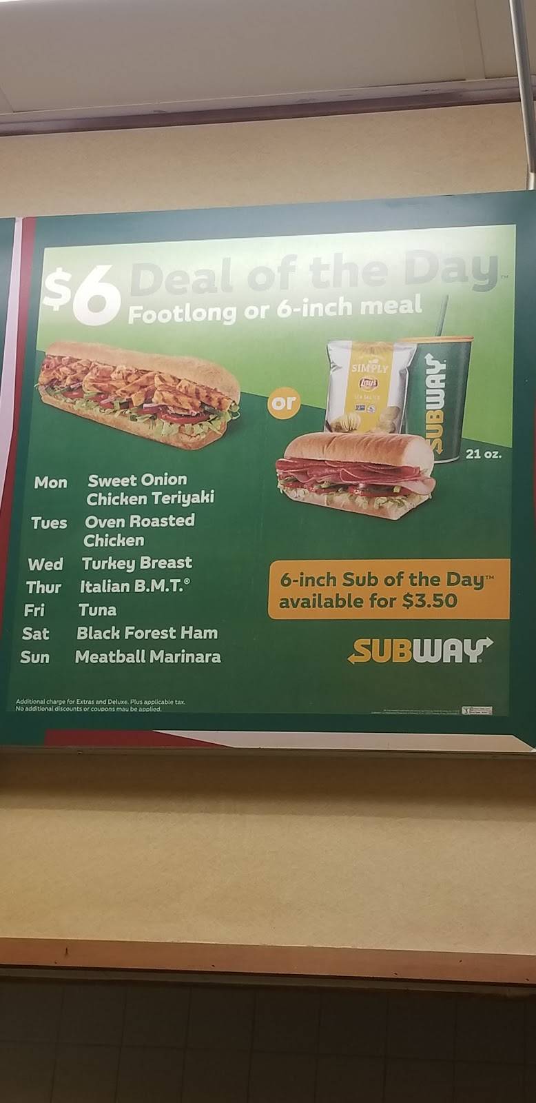 Subway | 1515 N Cockrell Hill Rd Suite A114, Dallas, TX 75211, USA | Phone: (214) 331-3300