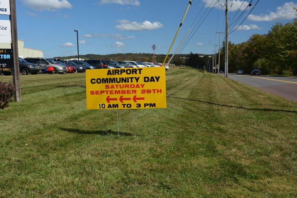 Pottstown Municipal Airport | 1149 Glasgow St, Pottstown, PA 19464, USA | Phone: (610) 970-6515